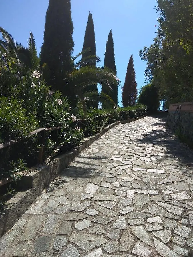 Villa Appartamento Azalea Montale
